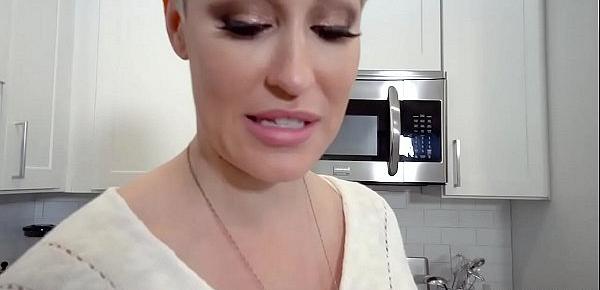  Stepson fucks Ryan Keely from behind on the kitchen counter as she gets inspired making her own sex video!
